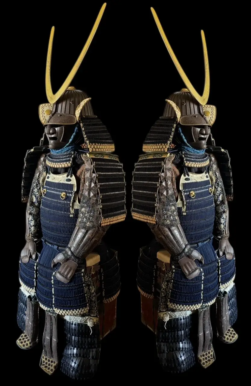 Pair of Edo-Period Samurai Armor, Mogami Dou Gusoku, black lacquer and iron, golden clan crest details