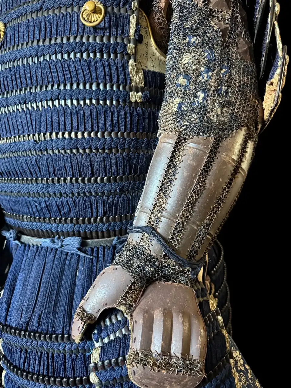 Edo Mogami Dou Gusoku Armor sleeve detail with chainmail and Hosokawa crest, Kyodai Originals samurai armor.