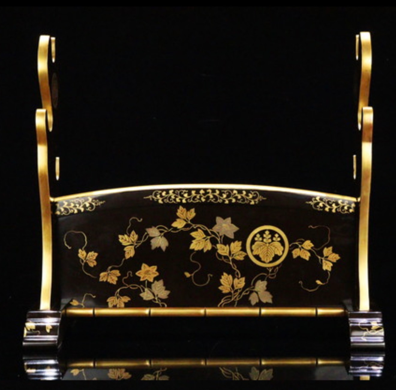Antique Japanese Three-Sword Kake, black lacquer with gold maki-e Paulownia Mon, katana stand front view