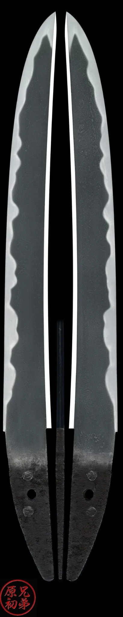 Nidai Muramasa Sayagaki Katana, close-up of the blade showing hamon patterns and nakago.