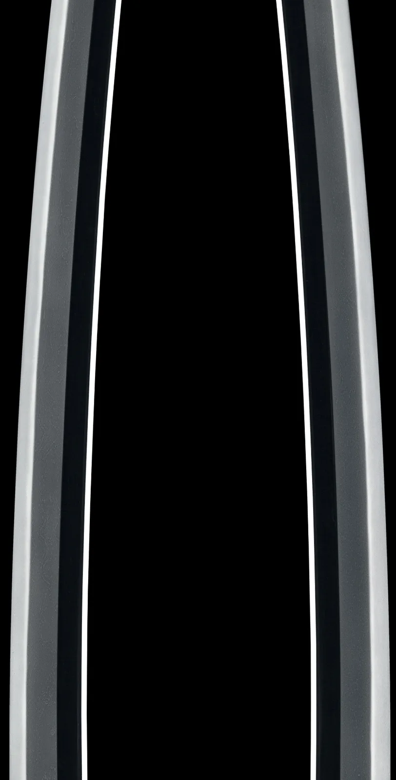 Tachi katana by Hiroki Hirokuni 1990, close-up showing refined blade curvature and hamon detail.