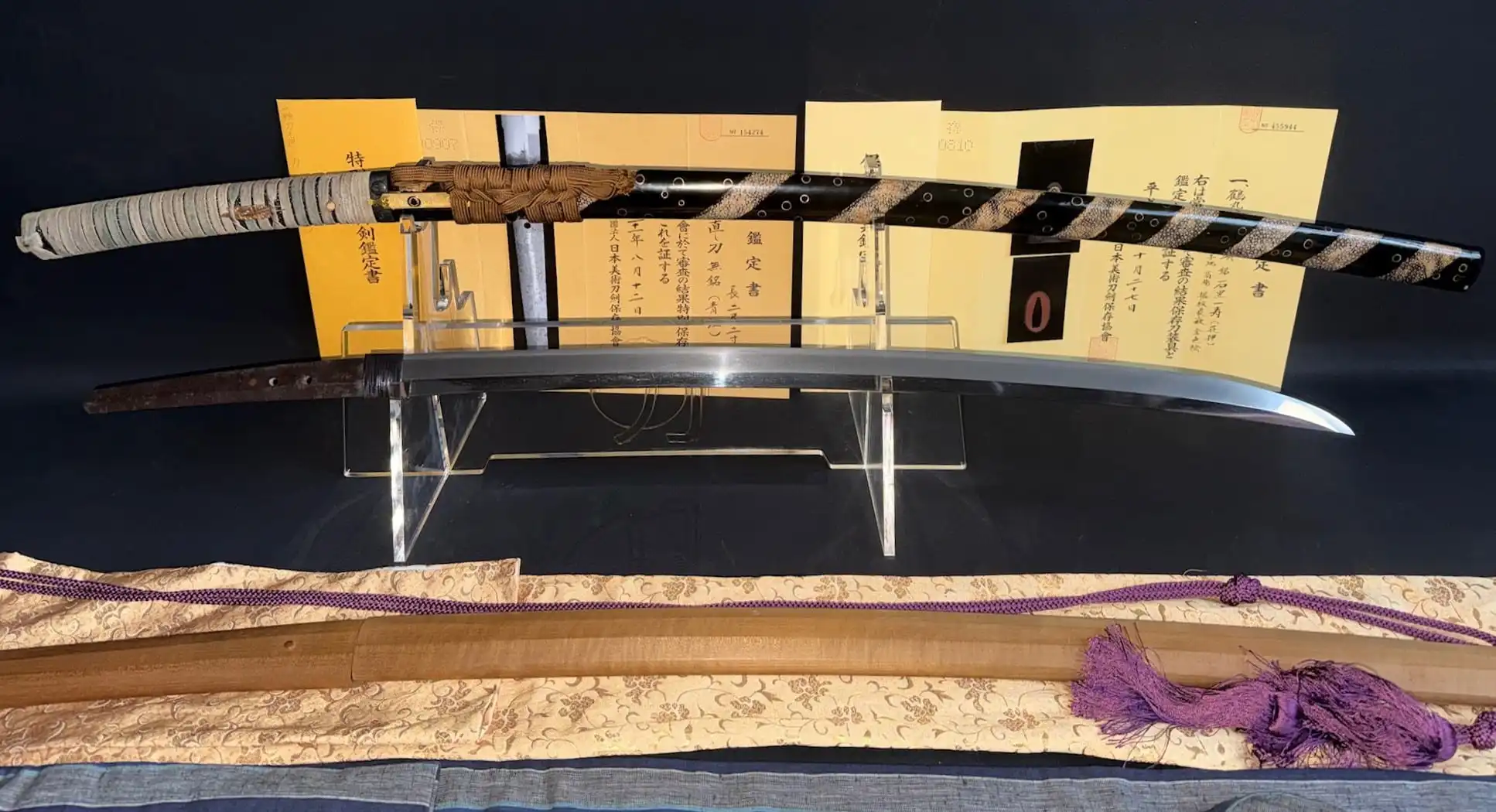 Aoe Nagamaki-Naoshi Katana display, blade, saya, and koshirae, with certification documents.