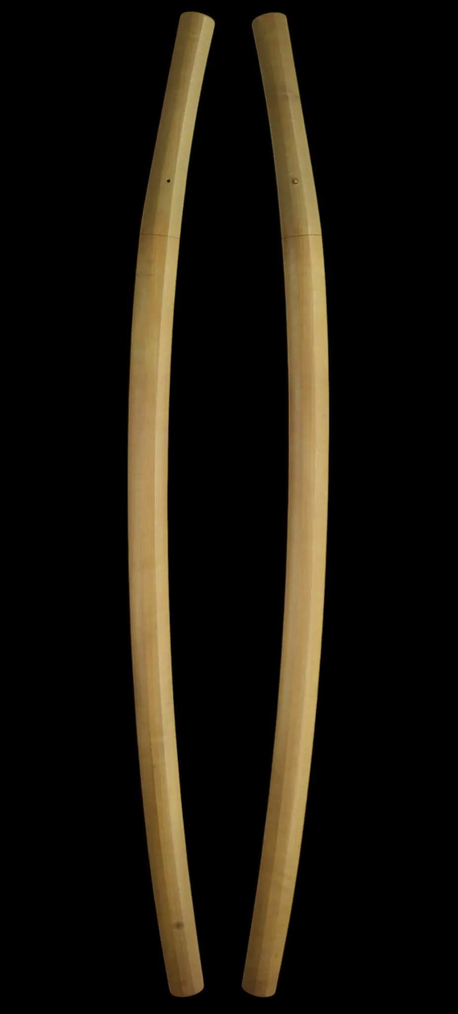 Kamakura Katana Sword Attributed to Rai Kunizane Tokubetsu Hozon, two light wood katana sheathes, mid-shot