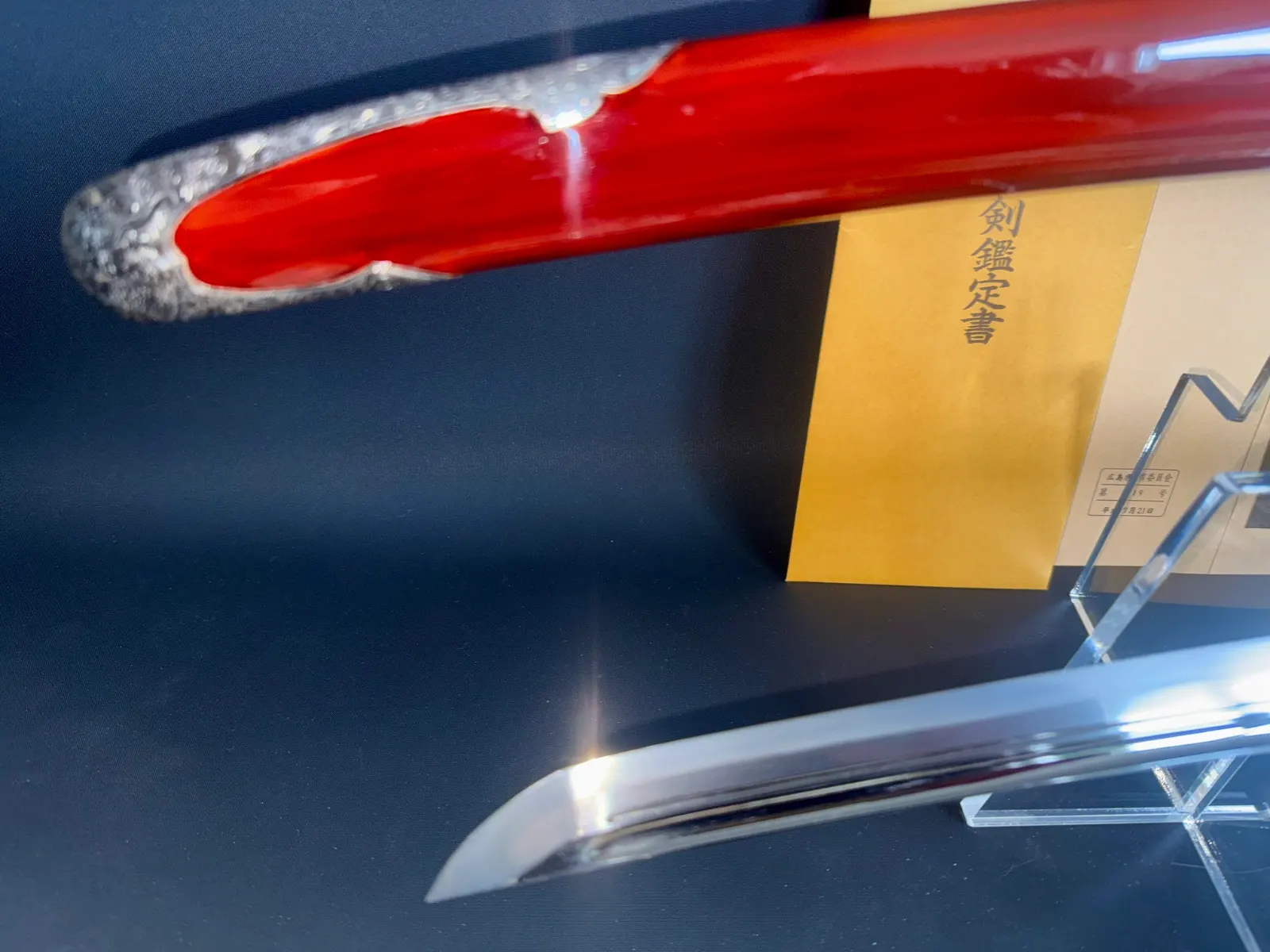 Suishinshi Masahide Wakizashi NBTHK Tokubetsu Hozon, blade and red scabbard detail with certification paperwork