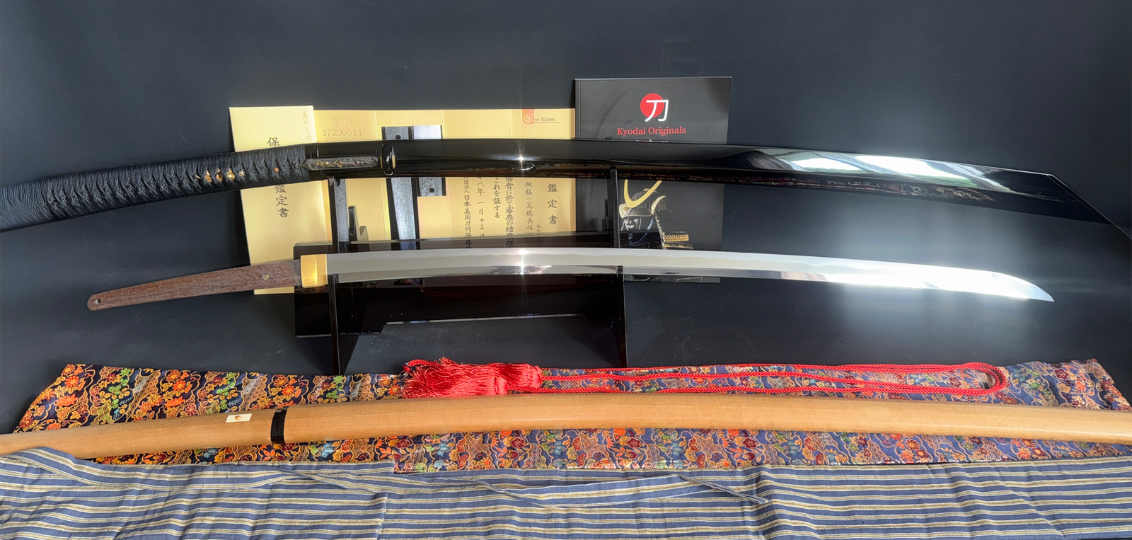 Jinja Hōnō Tachi Naganobu katana, a monumental Shinshintō shrine no-dachi, with polished blade and scabbard.