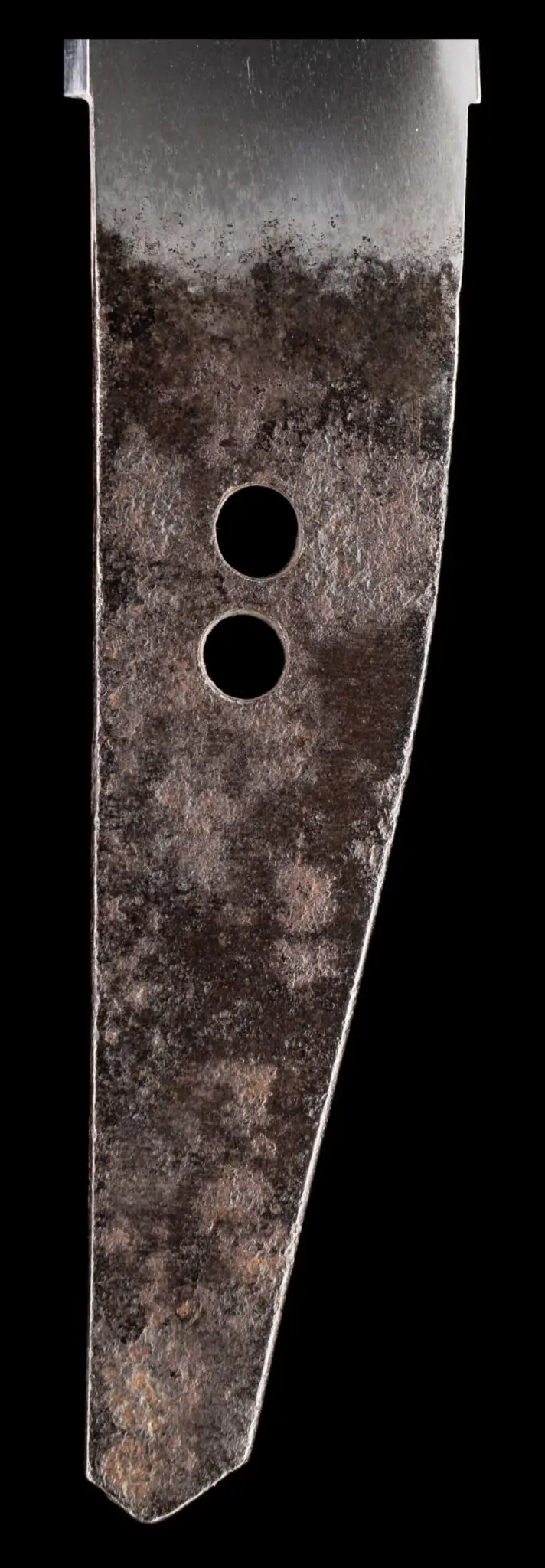 Rough tang of a Tantō Muramasa Demon Steel with two holes and a clean polished top edge
