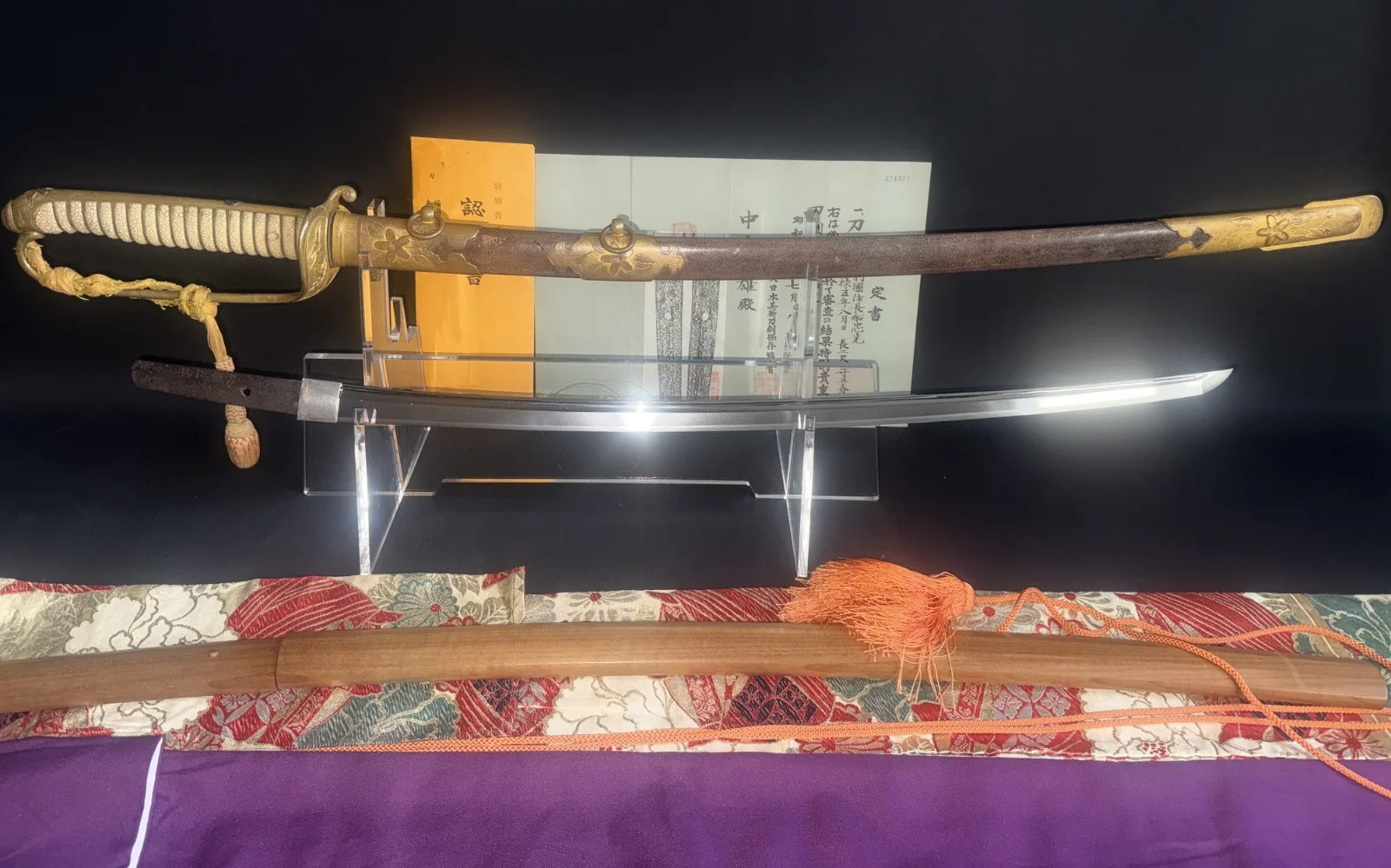 Naruse Family Heirloom Bizen Osafune Tadamitsu Katana in Kyū Guntō mounts, blade and scabbard displayed