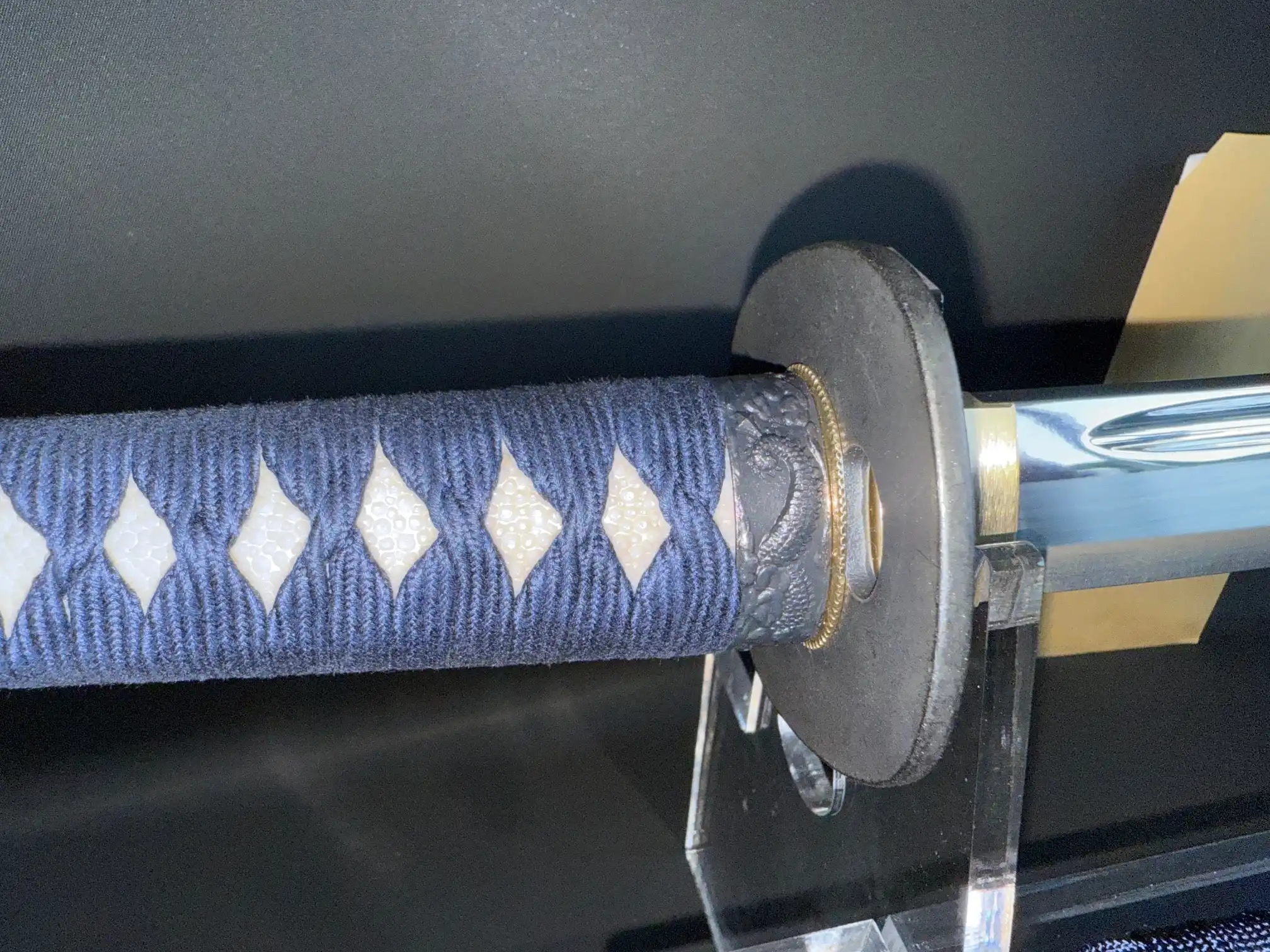 Close-up of the handle and tsuba on a new IAITO MINOSAKA TOKUSEI Japanese Iaido sword